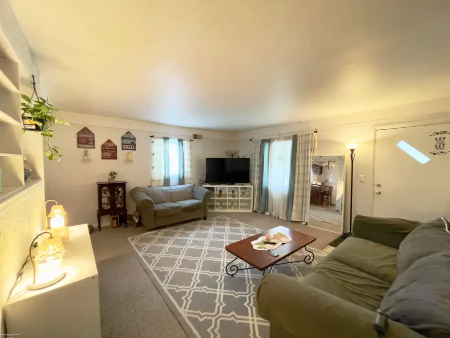 22132 Masch, Warren, MI 48091 - #3