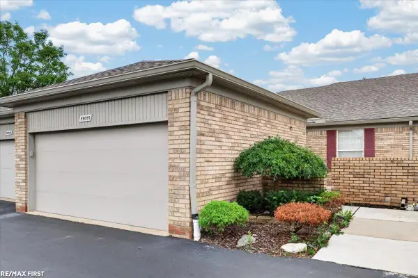 59055 Golden Oak, Washington, MI 48094