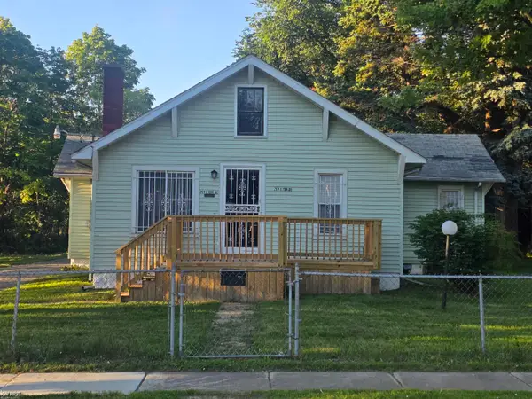 209 E York, Flint, MI 48505