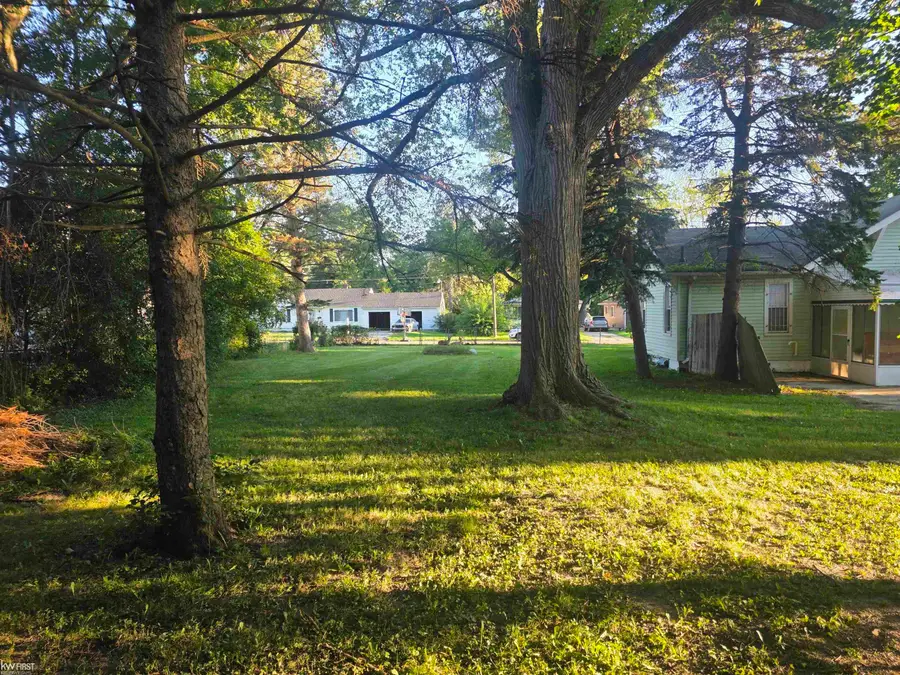 209 E York, Flint, MI 48505 - #2