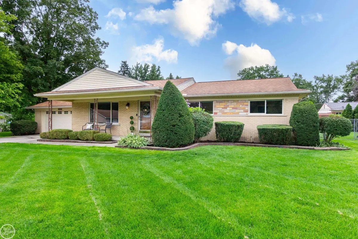8428 Bellarine, Shelby, MI 48316 - #1
