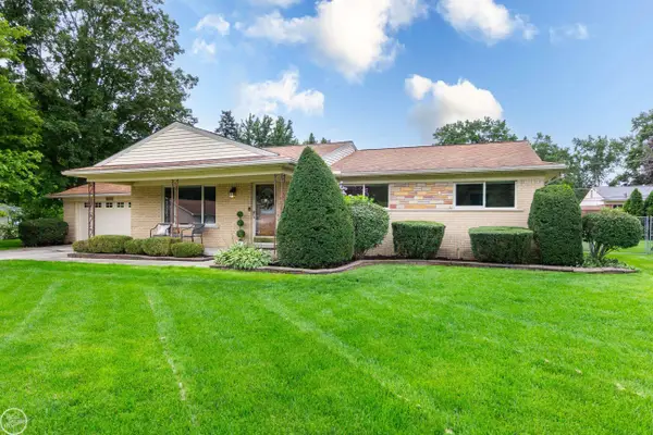 8428 Bellarine, Shelby Twp, MI 48316