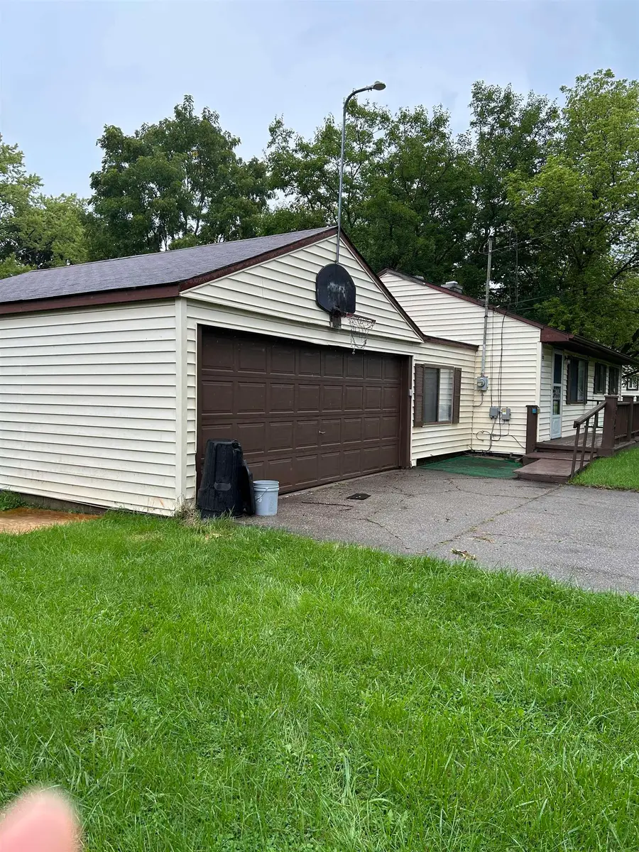5302 Brobeck, Flint, MI 48532 - #2