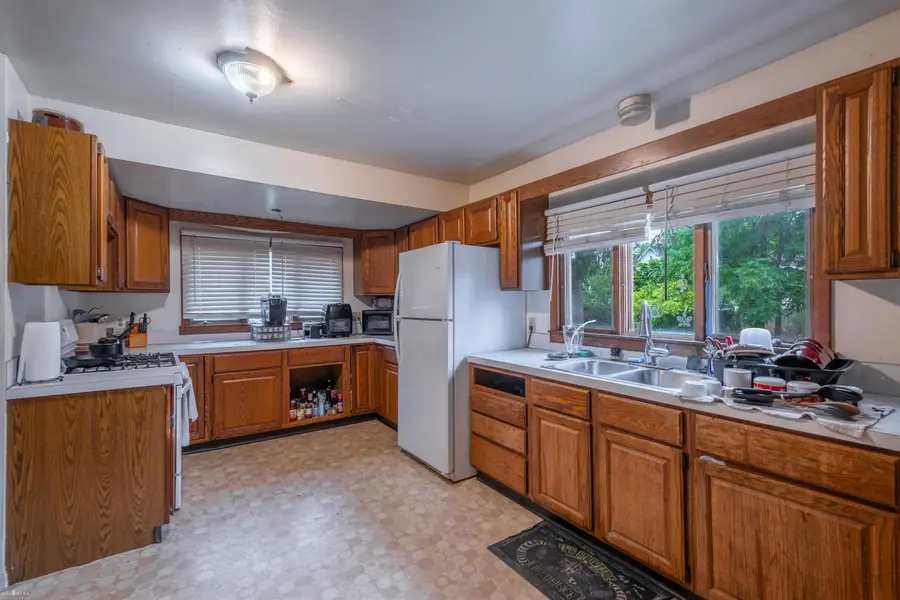 820 E Main, Owosso, MI 48867 - #2
