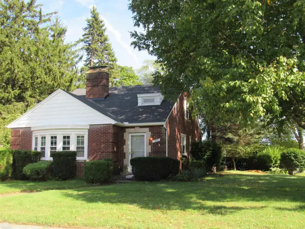 1499 Wellesley, Mount Clemens, MI 48043