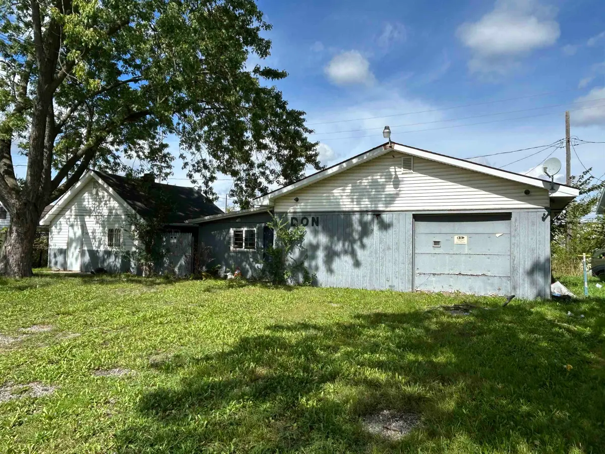 1409 Allen, Burton, MI 48529 - #1