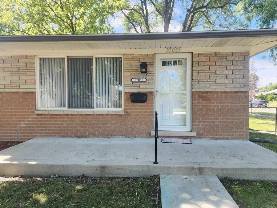 27055 Merideth, Warren, MI 48092 - #2