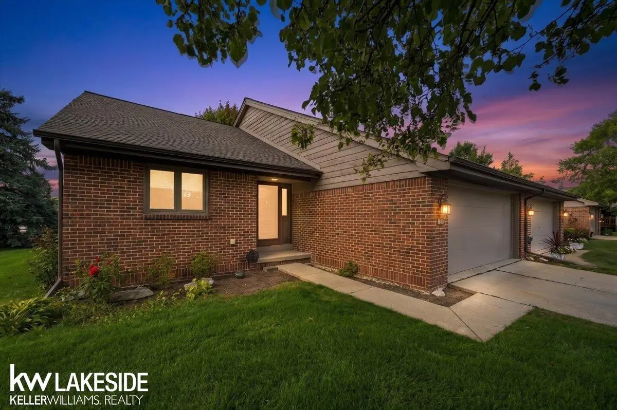 45491 Meadows, Macomb, MI 48044 - #1