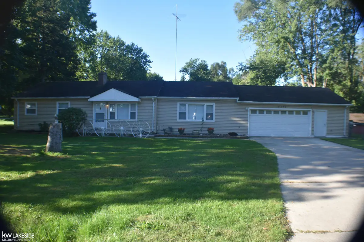 21360 Remick, Clinton Township, MI 48036 - #1
