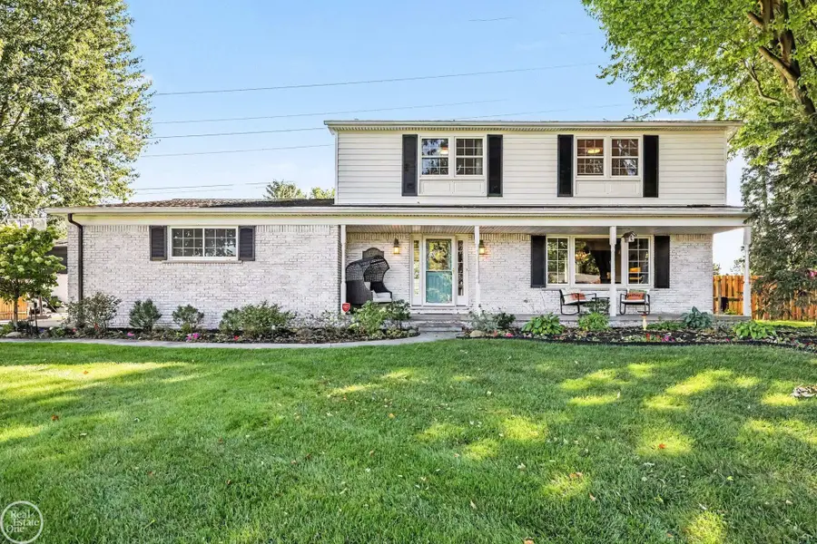 51300 Overhill, Shelby, MI 48316 - #2