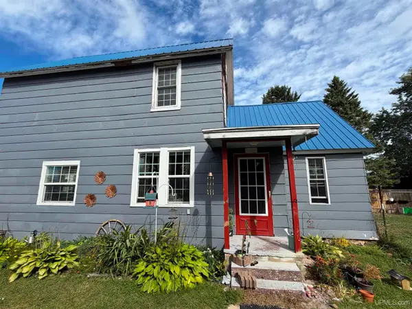23509 Granite, Dollar Bay, MI 49922