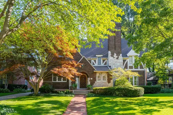 852 Whittier, Grosse Pointe Park, MI 48230