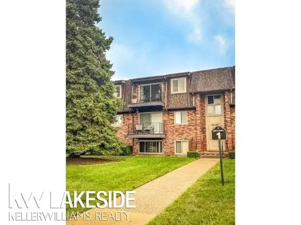 104 Riviera #6, Saint Clair Shores, MI 48080