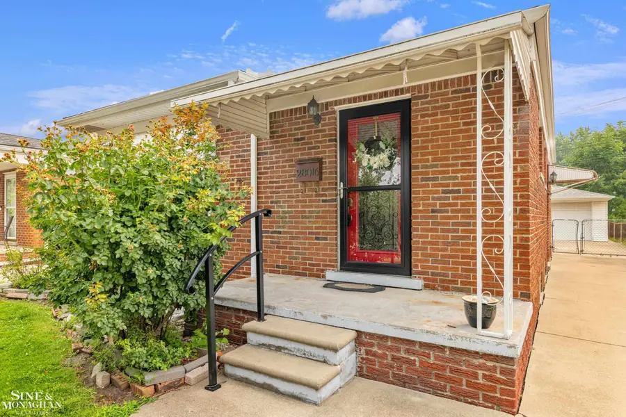28016 Rockwood, Saint Clair Shores, MI 48081 - #2
