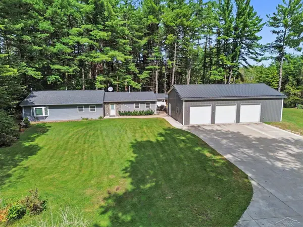 1019 E M-55, West Branch, MI 48661
