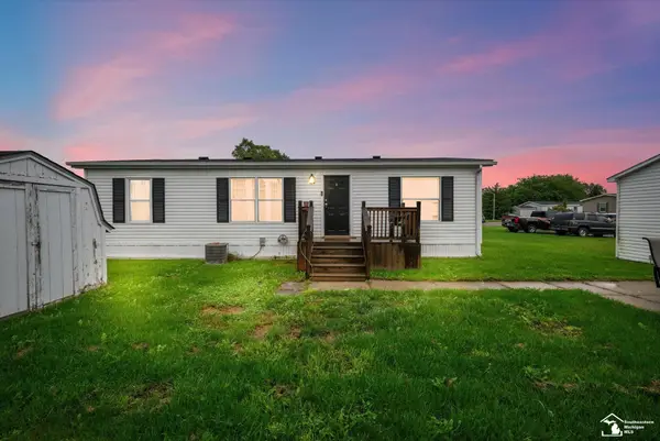 29356 Maple, Flat Rock, MI 48134