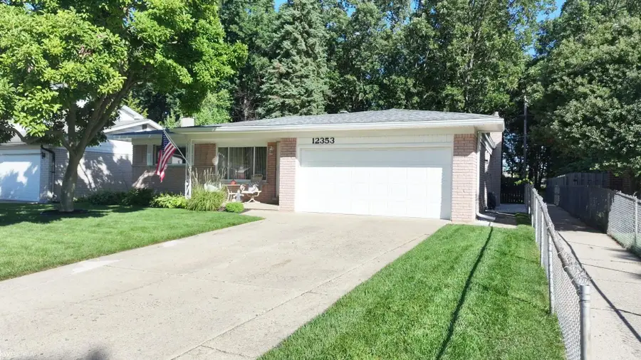 12353 Mair, Sterling Heights, MI 48313 - #3