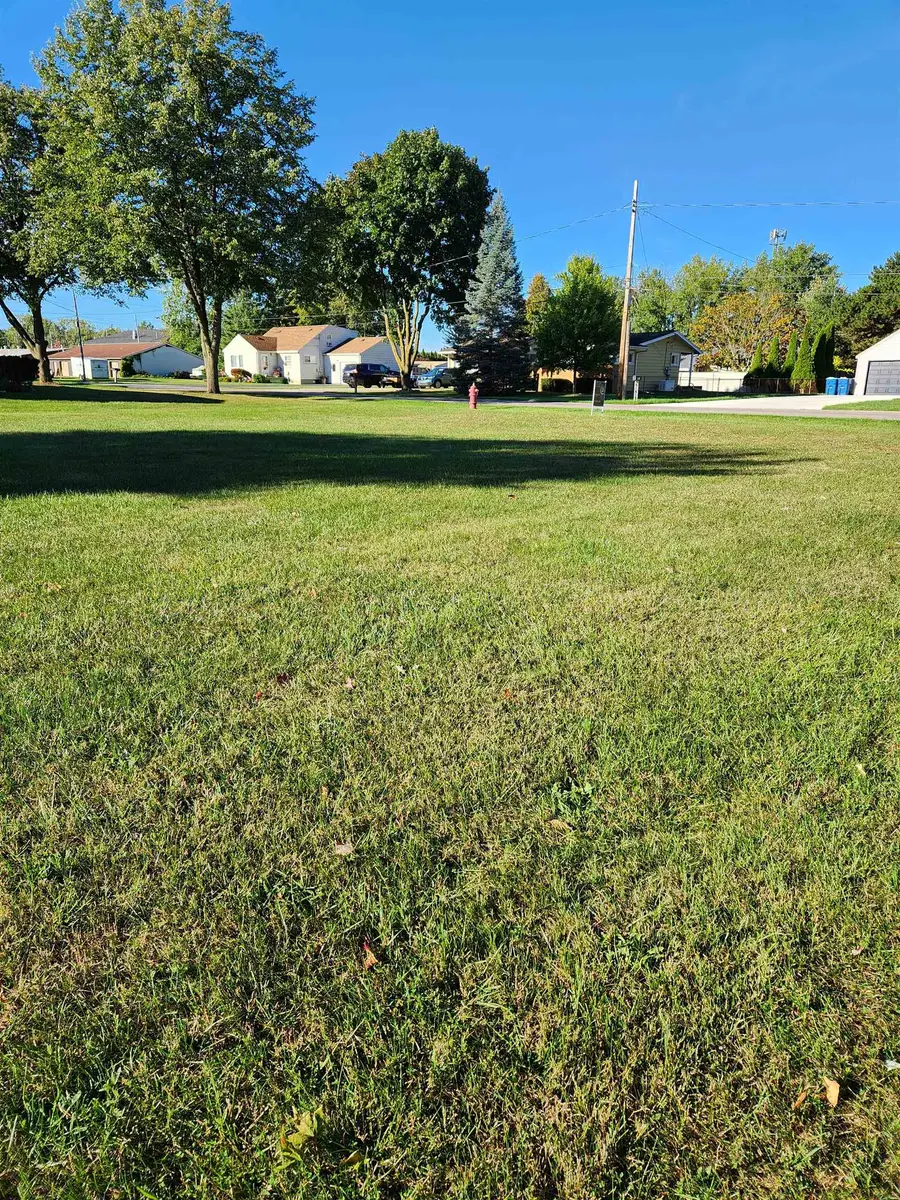 0 Heavenridge Rd, Essexville, MI 48732 - #2