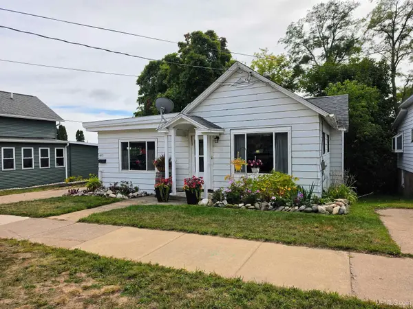 417 W Bluff, Marquette, MI 49855