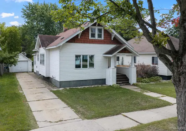 1309 Minnesota, Gladstone, MI 49837
