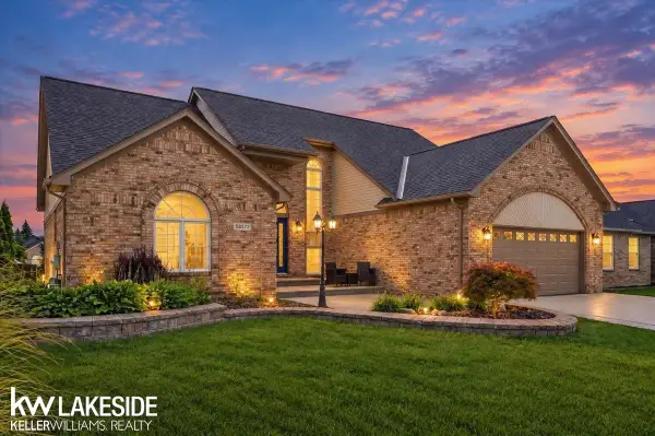 53572 Villa Rosa, Macomb, MI 48042