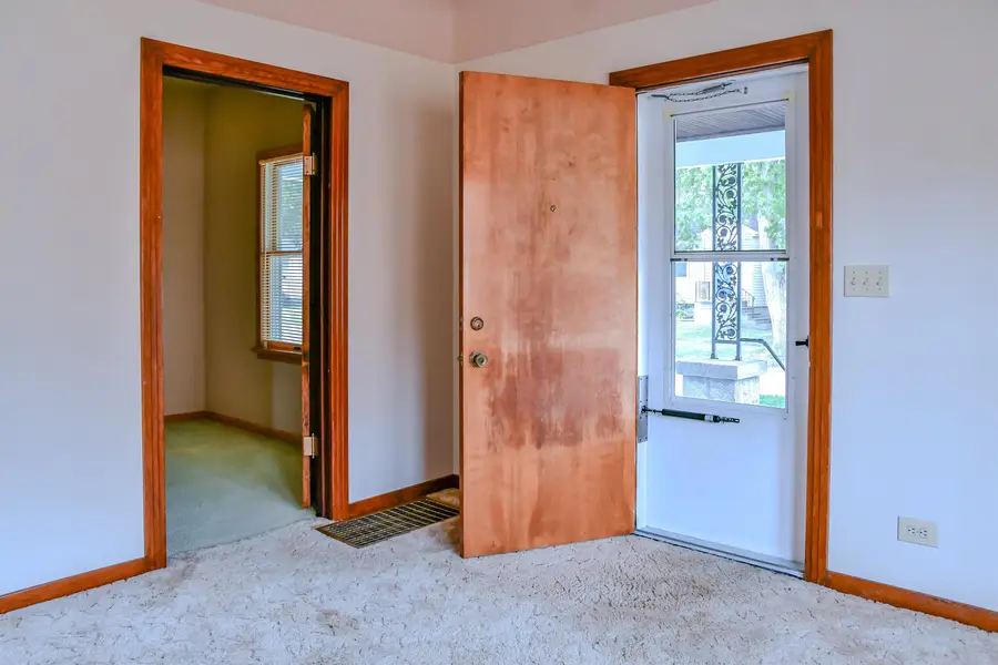 311 Caroline, Essexville, MI 48732 - #2