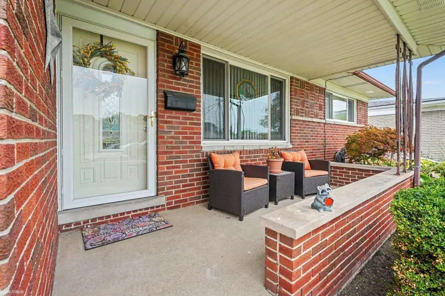 28531 Flanders, Warren, MI 48088 - #3