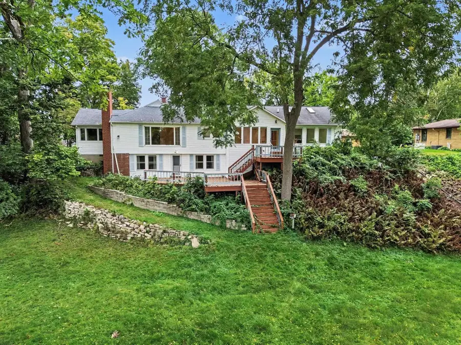 2805 Chippewa, Midland, MI 48640 - #3