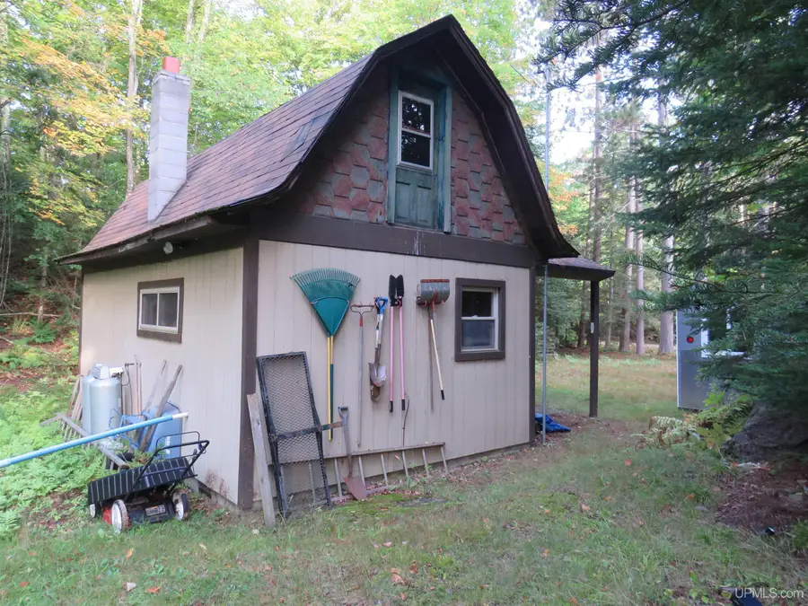 2774 Chief Lake, Republic, MI 49879 - #2