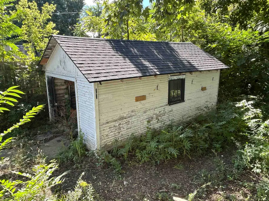 456 Leta, Flint, MI 48507 - #3