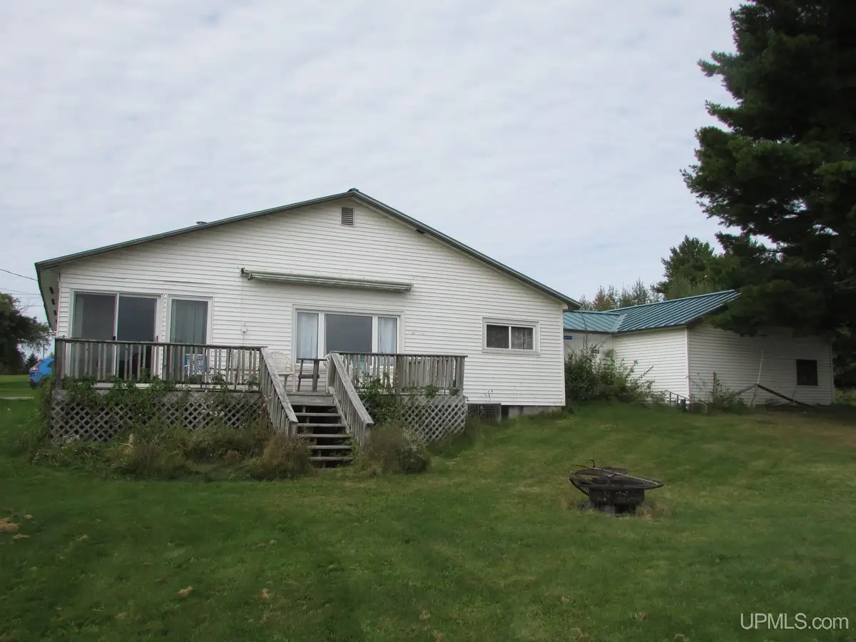 112 Pine, Baraga, MI 49908 - #1