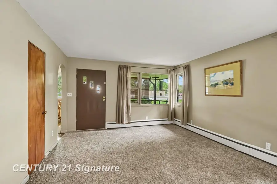 2520 Hemmeter, Saginaw, MI 48603 - #3