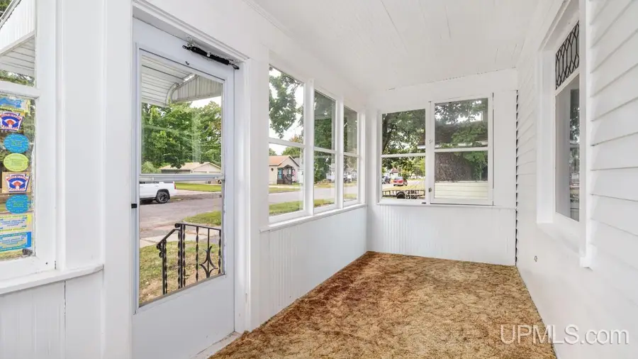 225 Beech, Kingsford, MI 49802 - #2