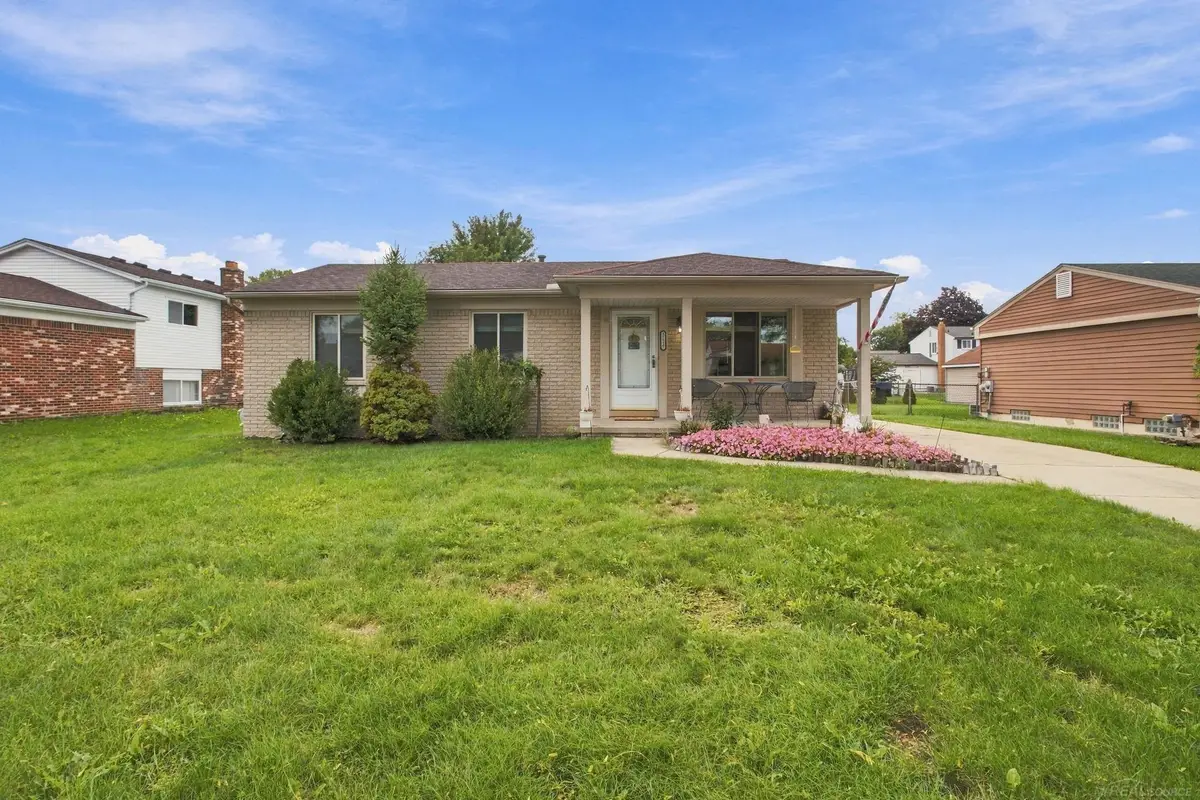 35537 Connecticut, Sterling Heights, MI 48310 - #1