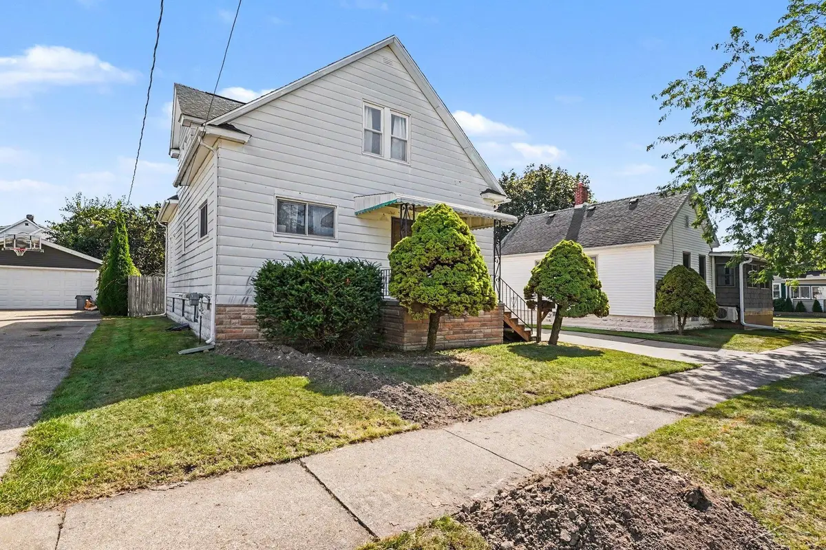 715 S Sheridan, Bay City, MI 48708 - #1