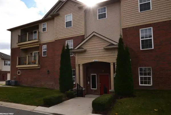 5656 Flagstaff Pines #408, Shelby, MI 48317