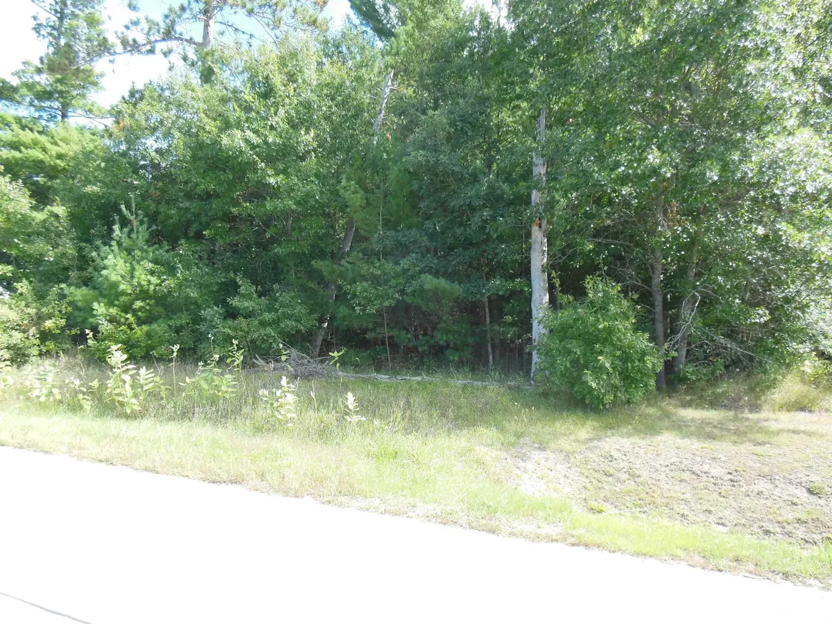 4906 N Clare, Harrison, MI 48625 - #1