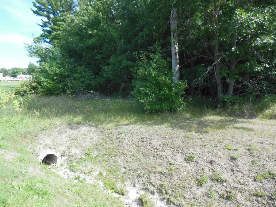 4906 N Clare, Harrison, MI 48625 - #2