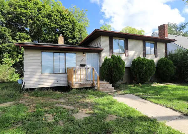 1535 Kearsley Park, Flint, MI 48506