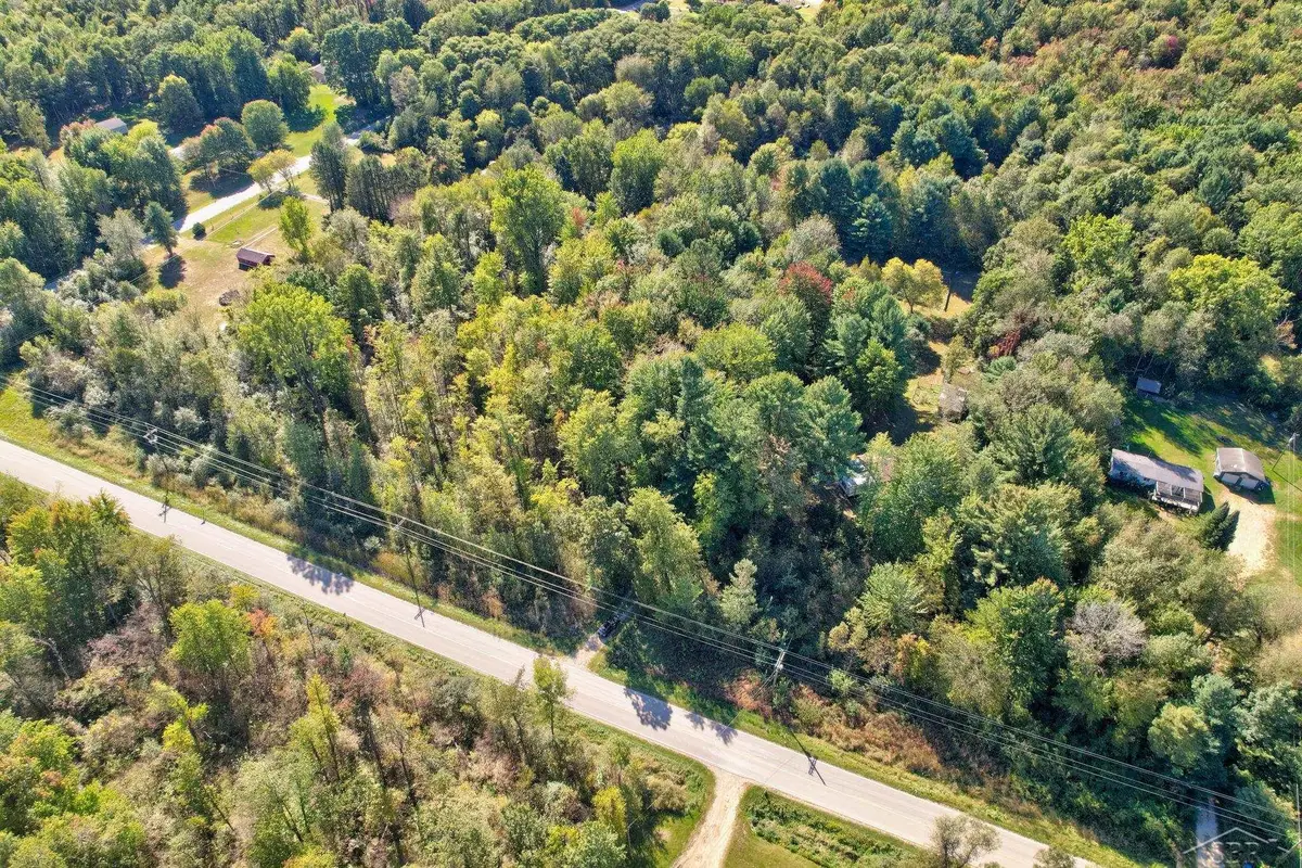 4910 Caine, Vassar, MI 48768 - #1