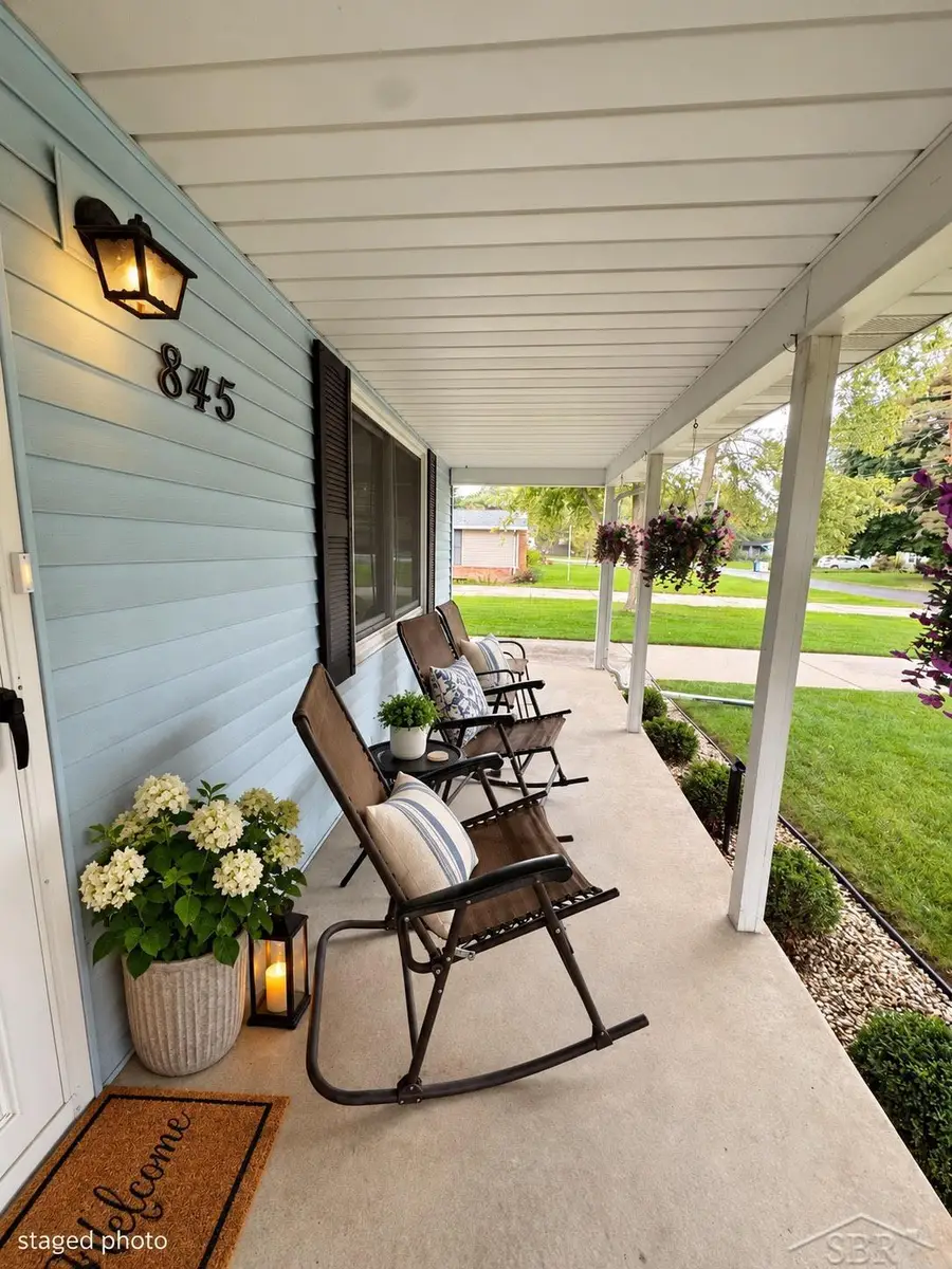845 Roeser, Freeland, MI 48623 - #2