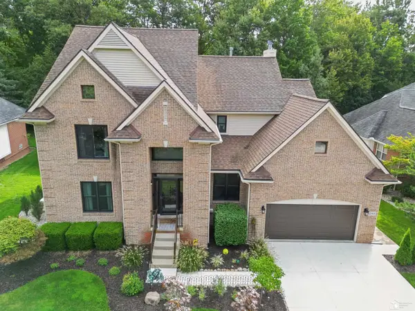 42565 White Hart, Canton, MI 48188
