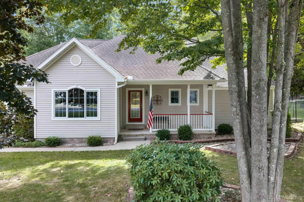 43 Sandy, Gladstone, MI 49837 - #1