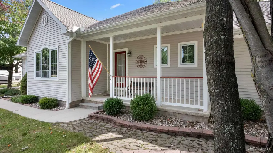 43 Sandy, Gladstone, MI 49837 - #2