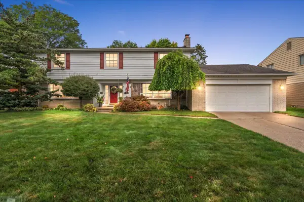 1345 Kinmore, Dearborn Heights, MI 48127