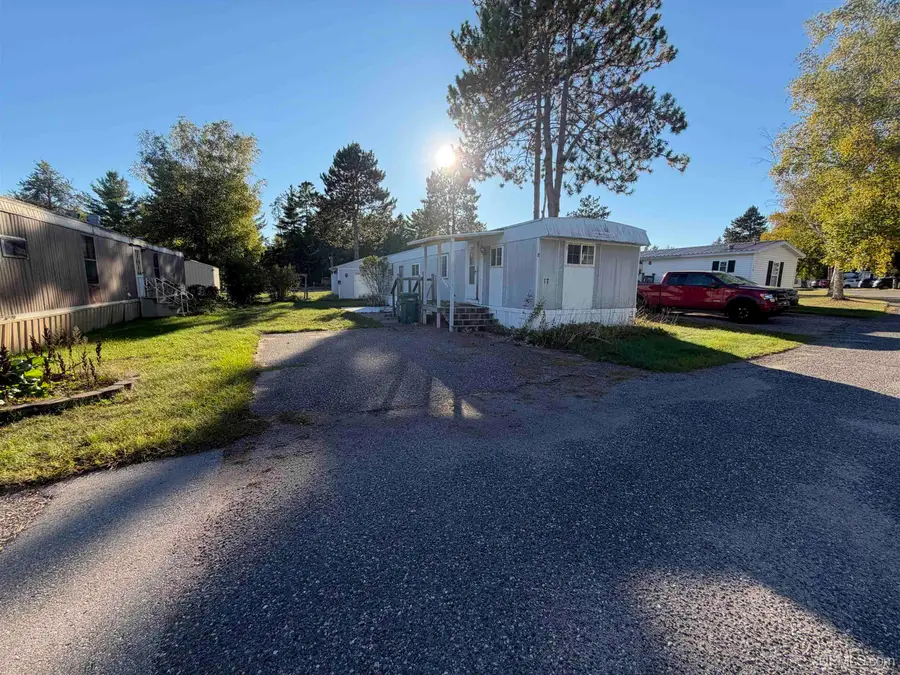 W3905 Pine Mountain, Iron Mountain, MI 49801 - #3