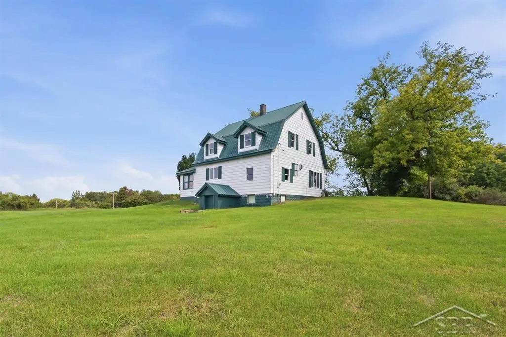 6015 N Water, Sanford, MI 48657 - #1