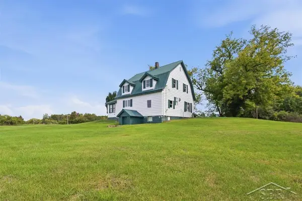 6015 N Water, Sanford, MI 48657