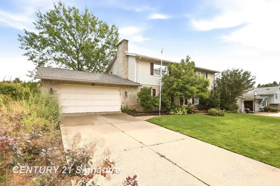 723 Willow, Frankenmuth, MI 48734 - #2
