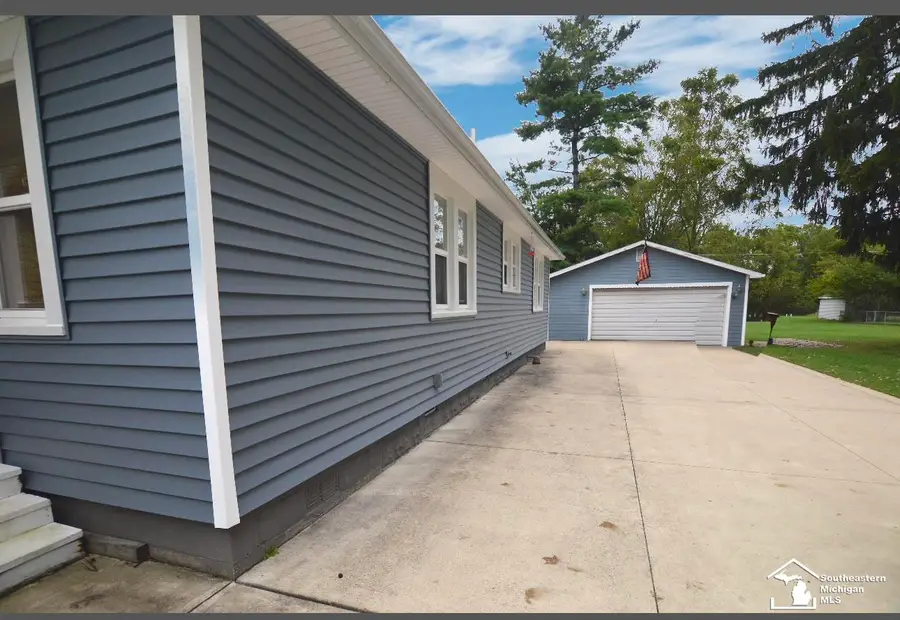 1491 Hendricks, Monroe, MI 48162 - #3